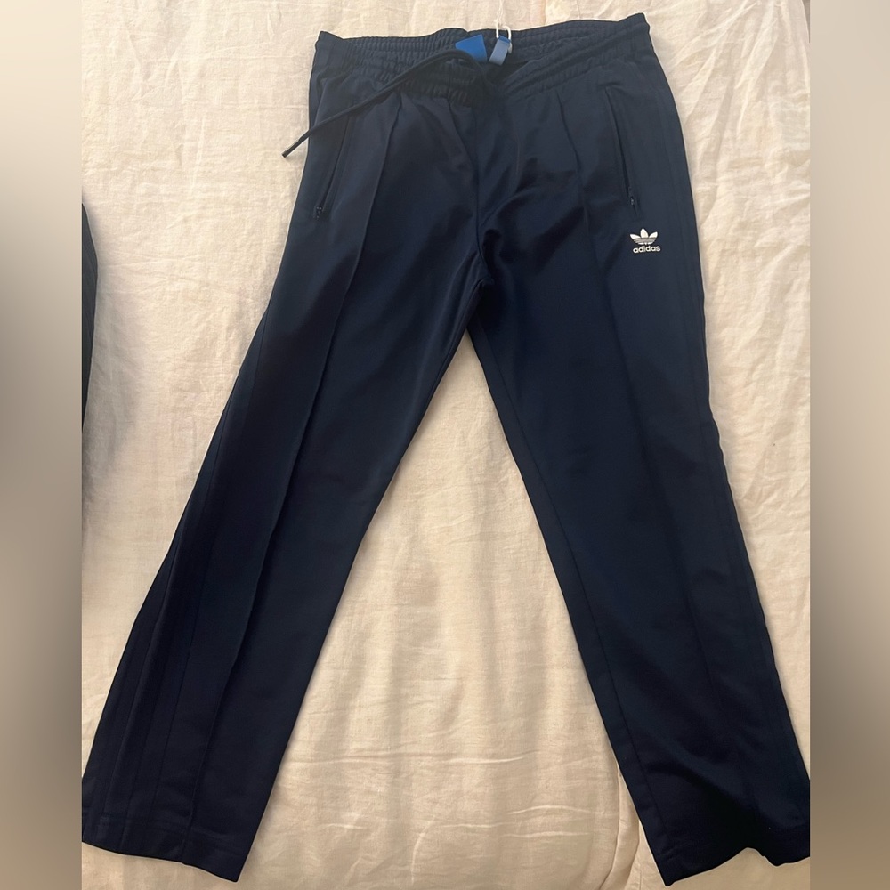 Woman  Adidas set Jack size M and pants size L